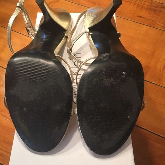 Calvin Klein metallic Gold & crystal sandals - Picture 5 of 5